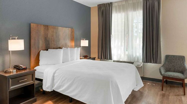Extended Stay America Prem Stes Cyp Crk Room