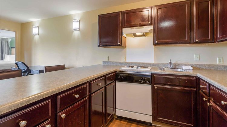 Extended Stay America Suites Columbia Ha Room