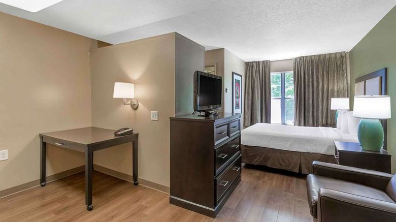 <b>Extended Stay America Stes Rtp 4919 Miam Room</b>. Images powered by <a href="https://iceportal.shijigroup.com/" title="IcePortal" target="_blank">IcePortal</a>.