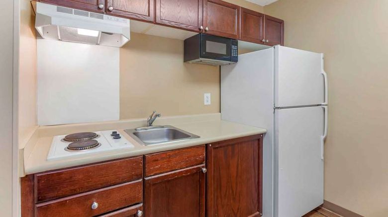 <b>Extended Stay America Stes Rtp 4919 Miam Room</b>. Images powered by <a href="https://iceportal.shijigroup.com/" title="IcePortal" target="_blank">IcePortal</a>.