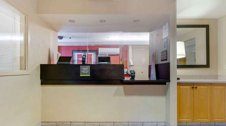 <b>Extended Stay America Suites Pleasanton Lobby</b>. Images powered by <a href="https://iceportal.shijigroup.com/" title="IcePortal" target="_blank">IcePortal</a>.