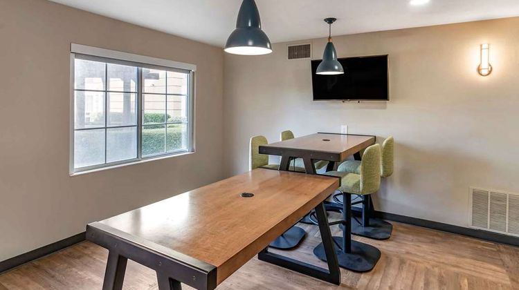 Extended Stay America Prem Stes Sjc Airp Restaurant