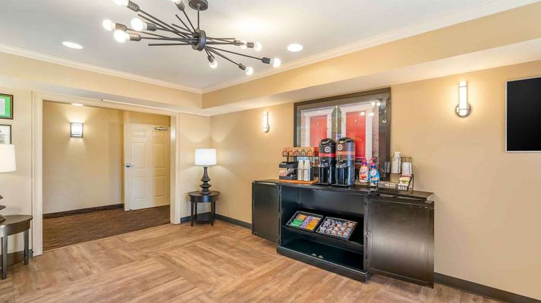 <b>Extended Stay America Stes Chesapeake Ch Lobby</b>. Images powered by <a href="https://iceportal.shijigroup.com/" title="IcePortal" target="_blank">IcePortal</a>.