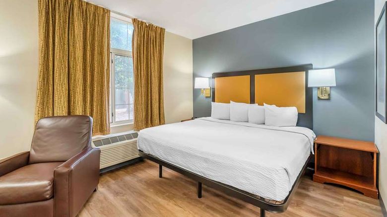<b>Extended Stay America Stes Chesapeake Gr Room</b>. Images powered by <a href="https://iceportal.shijigroup.com/" title="IcePortal" target="_blank">IcePortal</a>.
