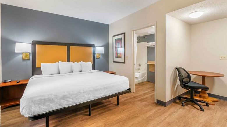 <b>Extended Stay America Stes Chesapeake Gr Room</b>. Images powered by <a href="https://iceportal.shijigroup.com/" title="IcePortal" target="_blank">IcePortal</a>.