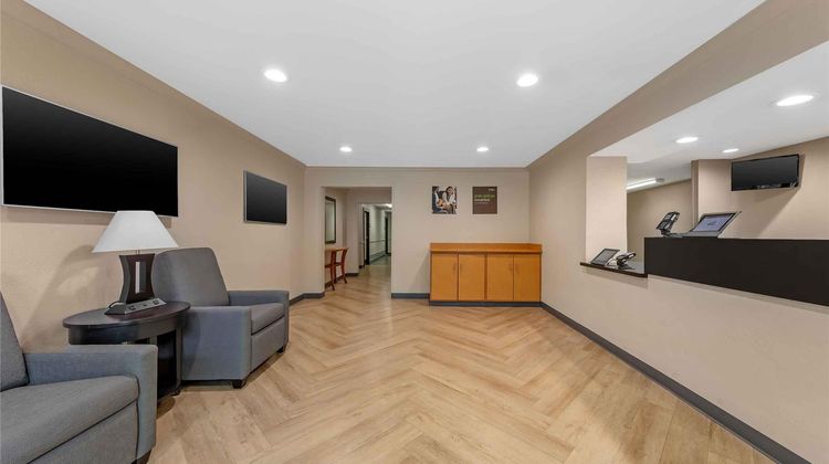 Extended Stay America Stes West Palm Bch Lobby