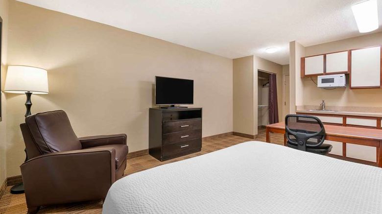 <b>Extended Stay America Stes Dayton Fairbo Room</b>. Images powered by <a href="https://iceportal.shijigroup.com/" title="IcePortal" target="_blank">IcePortal</a>.