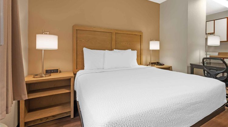 Extended Stay America Stes Dayton Fairbo Room