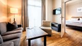 Mondrian Suites Hotel Checkpoint Charlie Room