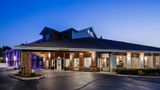 Best Western DeWitt Exterior