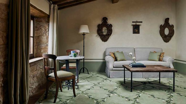 <b>Castello di Casole, A Belmond Hotel Suite</b>. Images powered by <a href="https://iceportal.shijigroup.com/" title="IcePortal" target="_blank">IcePortal</a>.