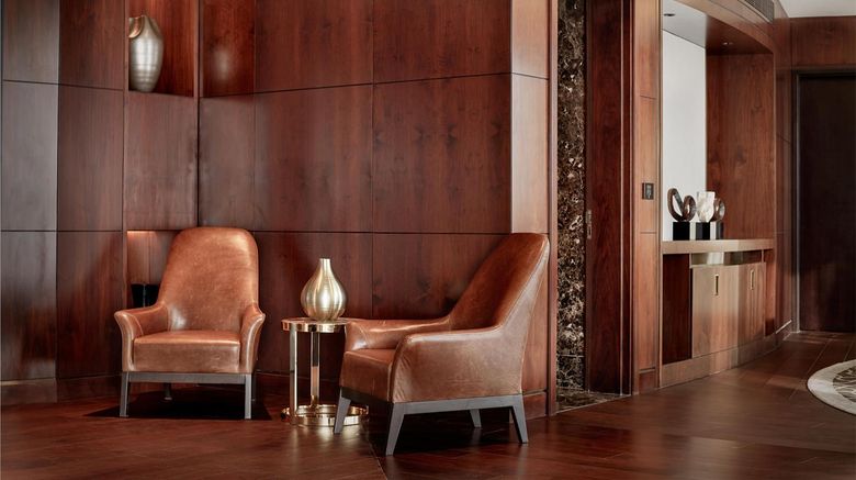 <b>Grand Hyatt Abu Dhabi Hotel and Residences Suite</b>. Images powered by <a href="https://iceportal.shijigroup.com/" title="IcePortal" target="_blank">IcePortal</a>.