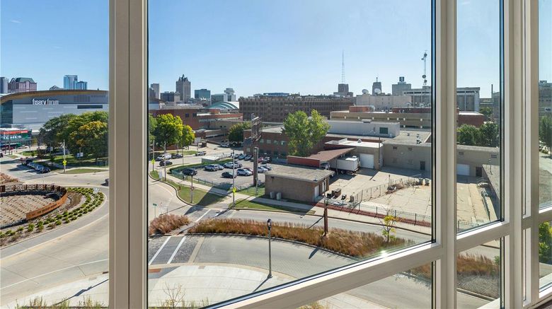 <b>Hyatt Place Milwaukee/Downtown Room</b>. Images powered by <a href="https://iceportal.shijigroup.com/" title="IcePortal" target="_blank">IcePortal</a>.