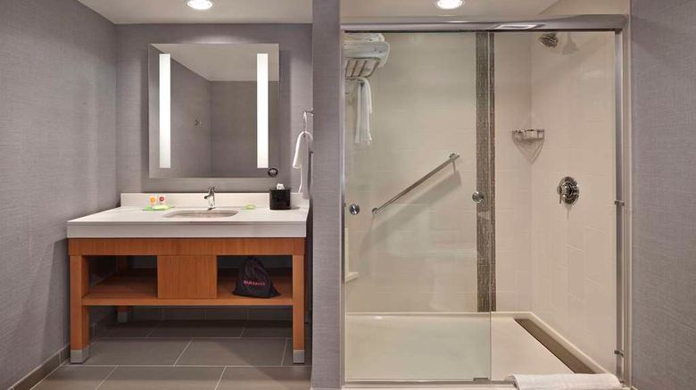 <b>Hyatt Place Warwick/Providence Airport Room</b>. Images powered by <a href="https://iceportal.shijigroup.com/" title="IcePortal" target="_blank">IcePortal</a>.