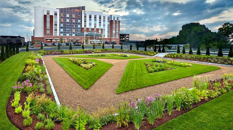 <b>Hyatt Place Warwick/Providence Airport Recreation</b>. Images powered by <a href="https://iceportal.shijigroup.com/" title="IcePortal" target="_blank">IcePortal</a>.
