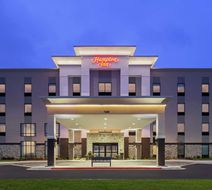 Hampton Inn Sikeston Exterior