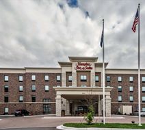 Hampton Inn & Suites Allen Park Exterior