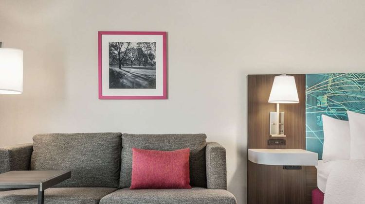 Hampton Inn Brooklyn Park Room