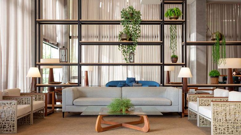 <b>Hilton Garden Inn Itajai Lobby</b>. Images powered by <a href="https://iceportal.shijigroup.com/" title="IcePortal" target="_blank">IcePortal</a>.