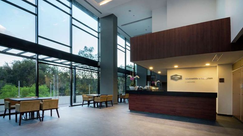 <b>Hampton Inn by Hilton San Luis Potosi Lobby</b>. Images powered by <a href="https://iceportal.shijigroup.com/" title="IcePortal" target="_blank">IcePortal</a>.