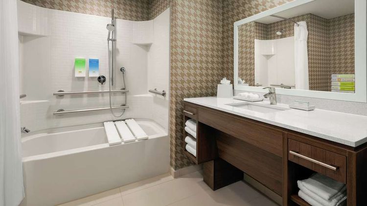 Home2 Suites by Hilton Bradenton Airport Room
