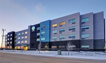 Tru by Hilton Edmonton Windermere
