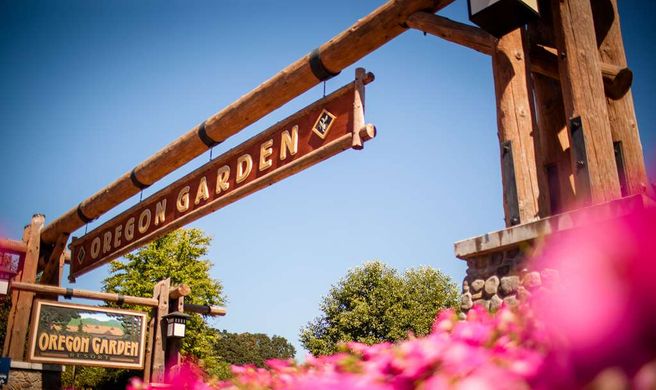Oregon Garden Resort Exterior