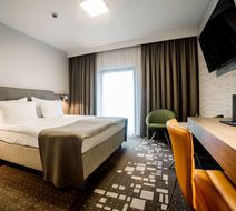 Q Hotel Plus Wroclaw Room