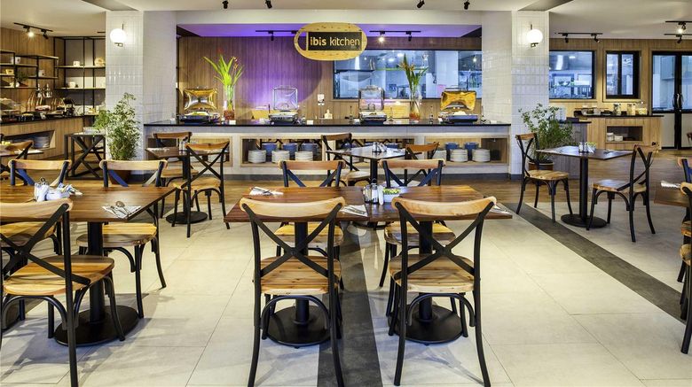 <b>Ibis Pontianak City Center Restaurant</b>. Images powered by <a href="https://iceportal.shijigroup.com/" title="IcePortal" target="_blank">IcePortal</a>.