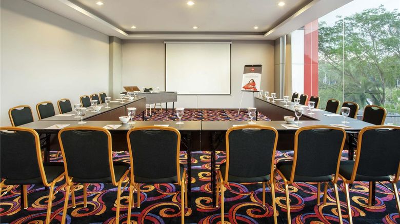 <b>Ibis Pontianak City Center Meeting</b>. Images powered by <a href="https://iceportal.shijigroup.com/" title="IcePortal" target="_blank">IcePortal</a>.