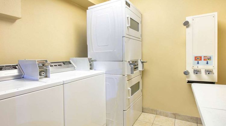 Days Inn & Suites Arlington Other