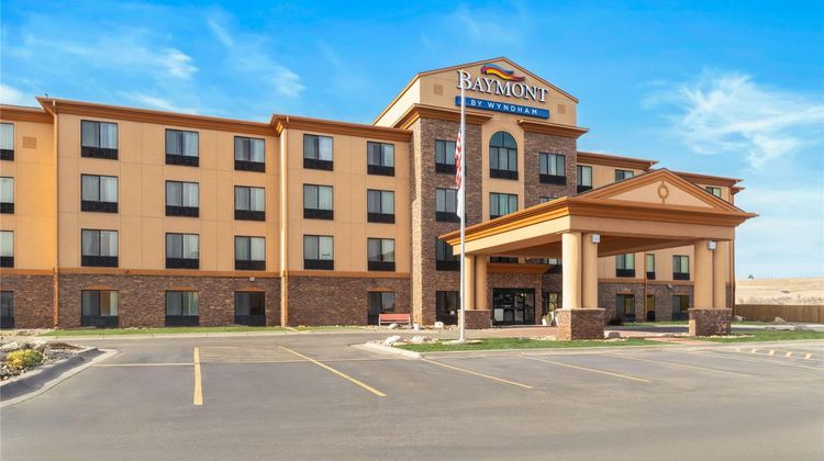 Baymont Inn & Suites by Wyndham Sturgis Exterior