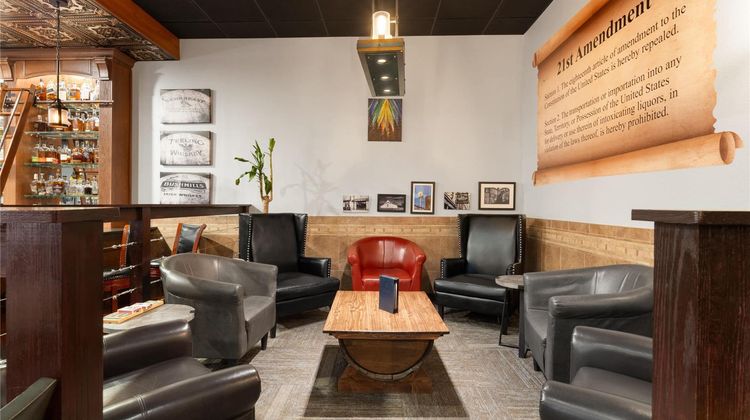 Baymont Inn & Suites by Wyndham Sturgis Restaurant