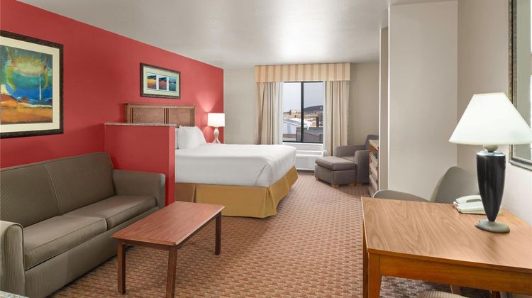 Baymont Inn & Suites by Wyndham Sturgis Suite