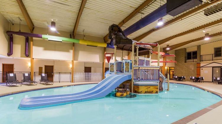 Clarion Hotel Pool