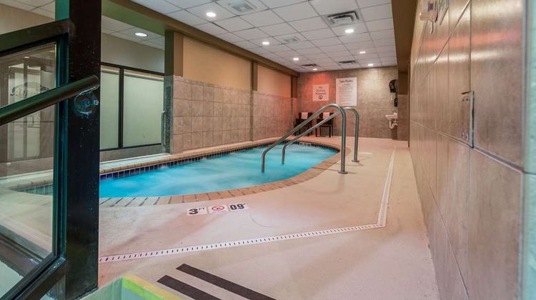 Clarion Hotel Pool