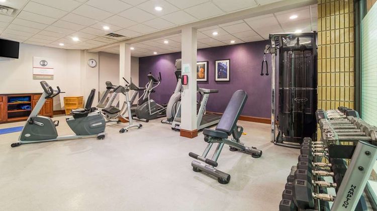 Clarion Hotel Health