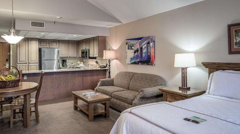 <b>Park Plaza Resort Room</b>. Images powered by <a href="https://iceportal.shijigroup.com/" title="IcePortal" target="_blank">IcePortal</a>.