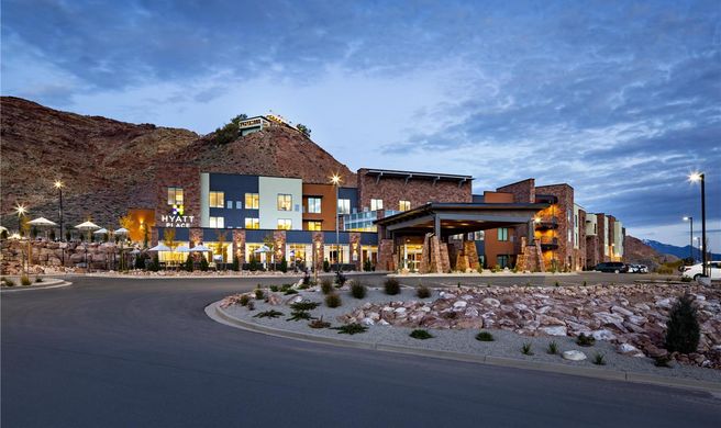 Hyatt Place Moab Exterior