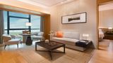 Hyatt Regency Shenzhen Airport Suite