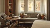 <b>The Cadogan, A Belmond Hotel Suite</b>. Images powered by <a href="https://iceportal.shijigroup.com/" title="IcePortal" target="_blank">IcePortal</a>.