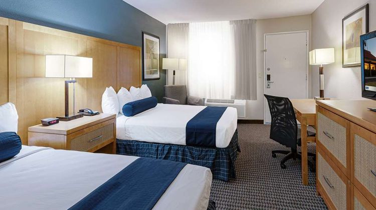 Travelodge by Wyndham Palm Springs Room