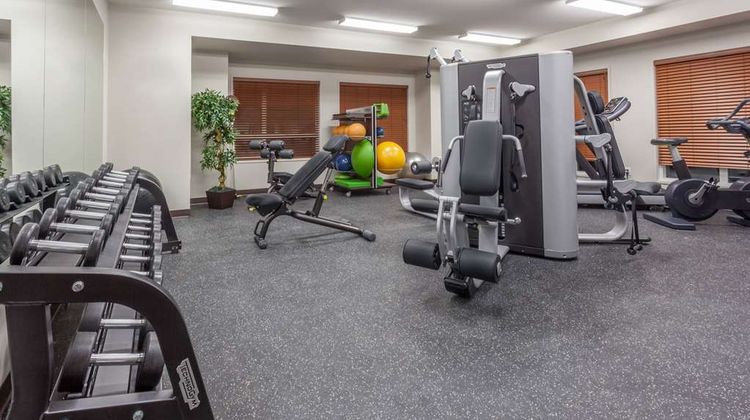 Microtel Inn/Stes by Wyndham Oyster Bay Health