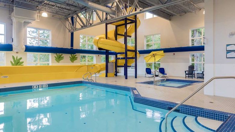 <b>Microtel Inn/Stes by Wyndham Oyster Bay Pool</b>. Images powered by <a href="https://iceportal.shijigroup.com/" title="IcePortal" target="_blank">IcePortal</a>.