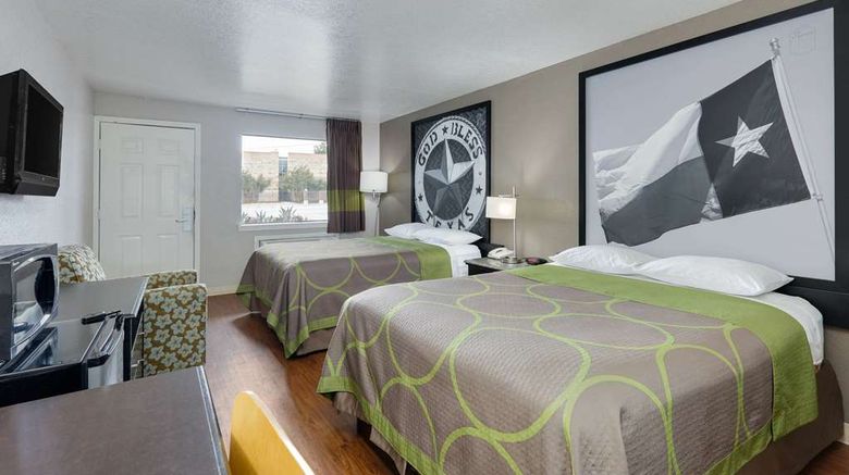 <b>Super 8 San Antonio Pearl Dstr Room</b>. Images powered by <a href="https://iceportal.shijigroup.com/" title="IcePortal" target="_blank">IcePortal</a>.