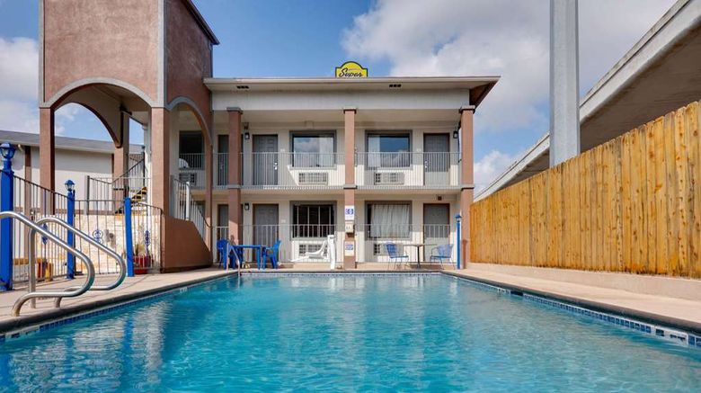 <b>Super 8 San Antonio Pearl Dstr Pool</b>. Images powered by <a href="https://iceportal.shijigroup.com/" title="IcePortal" target="_blank">IcePortal</a>.