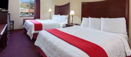 Super 8 by Wyndham Lewiston Room