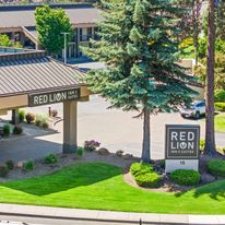 Red Lion Inn & Stes Deschutes River-Bend