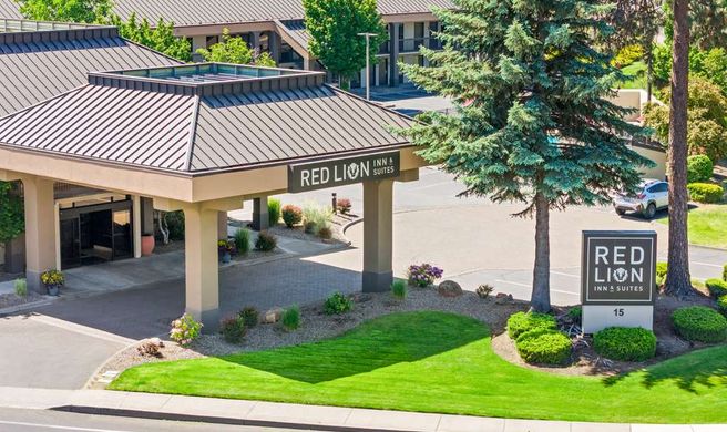 Red Lion Inn & Stes Deschutes River-Bend Exterior