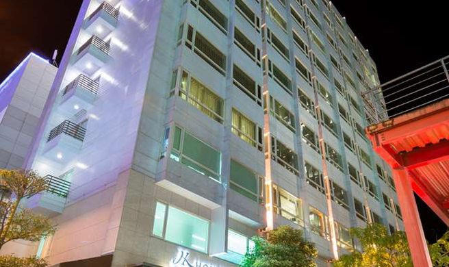 Home Hotel Exterior
